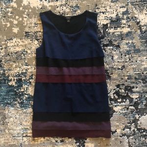 Ann Taylor Sleeveless Shirt - Small